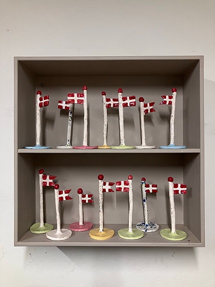 Product image 1 of 5