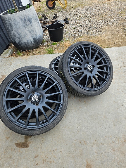 Product image 1 of 4