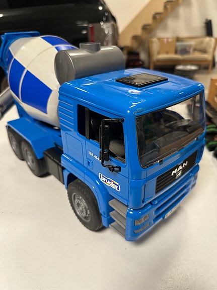 Product image 1 of 4