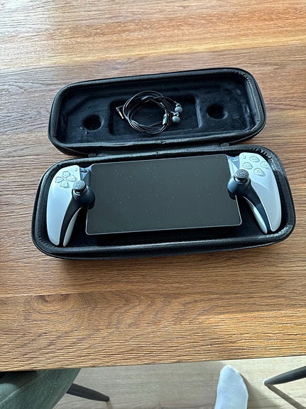 Product image 1 of 4