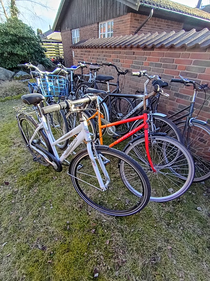 Product image 1 of 8