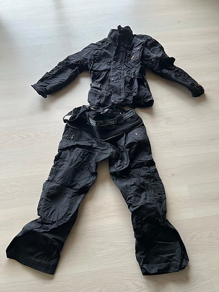 Product image 1 of 4