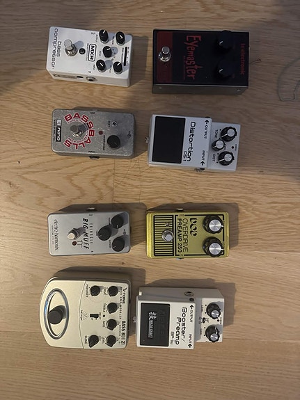 Product image 1 of 2