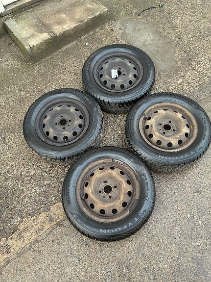 Product image 1 of 7