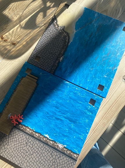 Product image 1 of 2