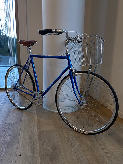 Product image 1 of 8