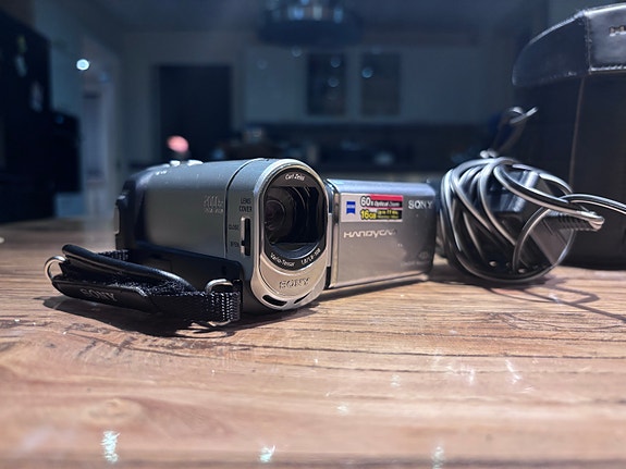 Product image 1 of 8