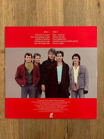 Product image 2 of 3