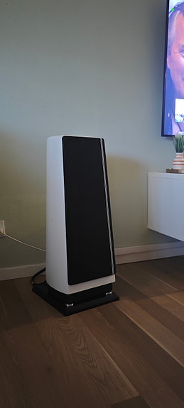 Product image 1 of 7