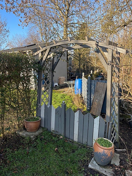 Product image 1 of 10