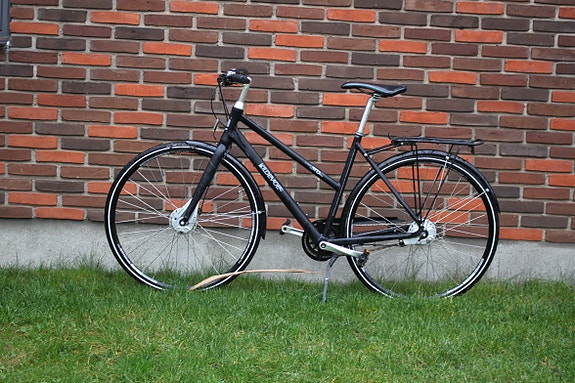 Product image 1 of 8