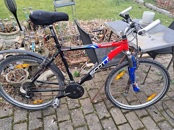 Product image 1 of 9