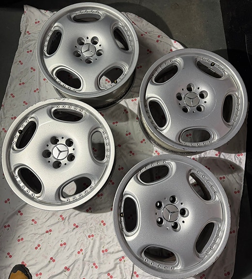 Product image 1 of 5