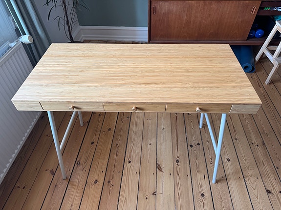 Product image 1 of 4