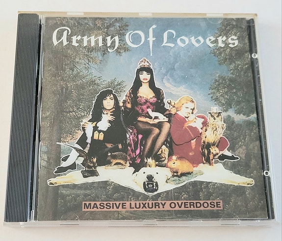 Product image 1 of 2