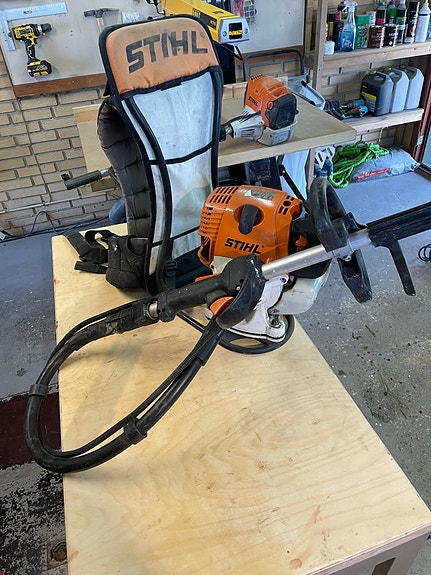 Product image 1 of 3