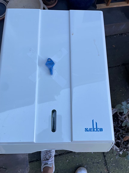 Product image 1 of 2