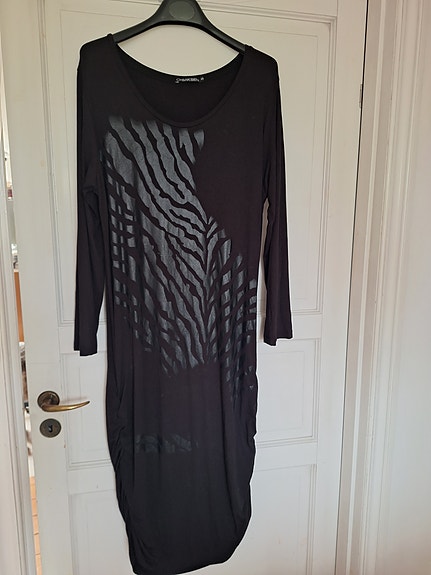 Product image 1 of 10