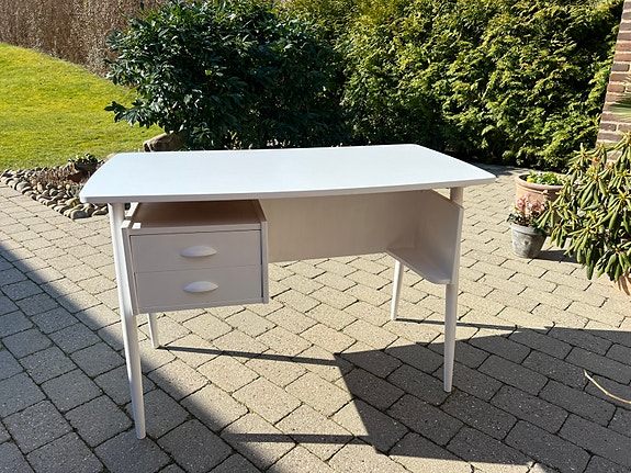 Product image 1 of 7