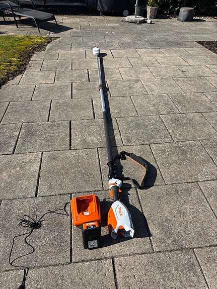 Product image 1 of 3