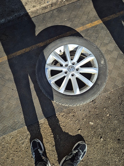 Product image 1 of 4