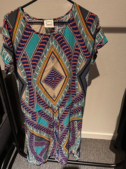 Product image 1 of 8