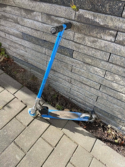 Product image 1 of 4