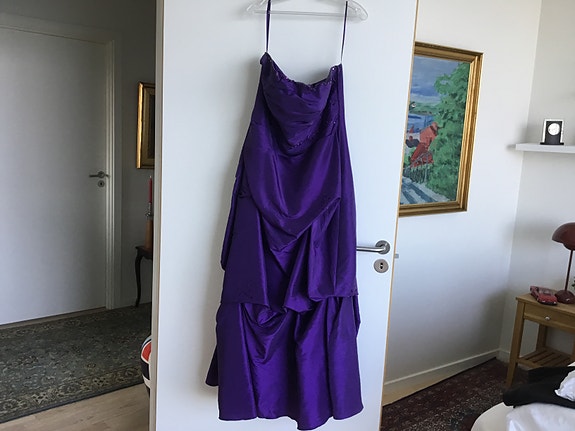 Product image 1 of 9