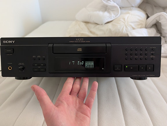 Product image 1 of 2