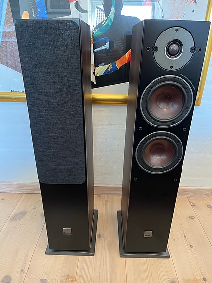 Product image 1 of 9