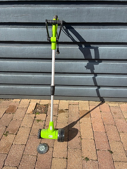 Product image 1 of 4