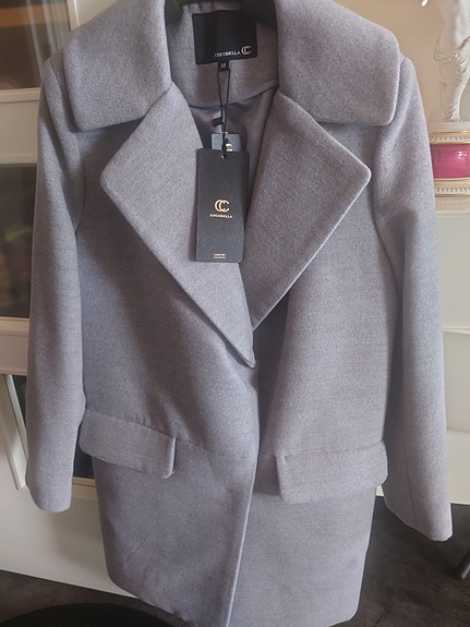 Product image 1 of 6