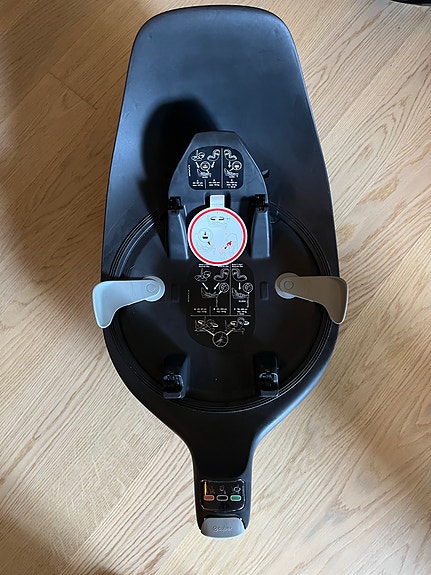 Product image 1 of 9