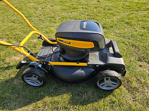 Product image 1 of 4