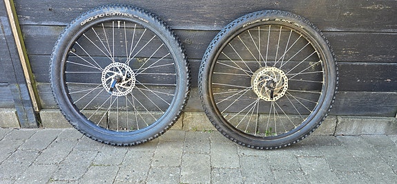 Product image 1 of 8