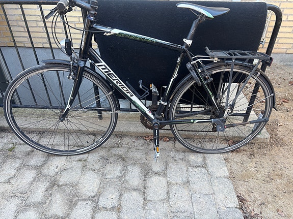 Product image 1 of 8