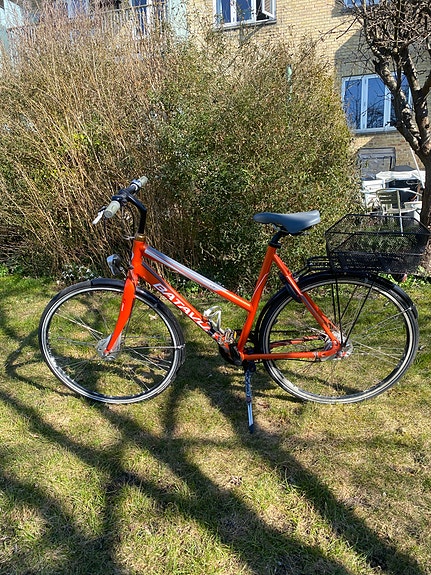 Product image 1 of 8