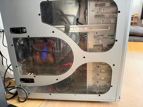 Product image 1 of 7