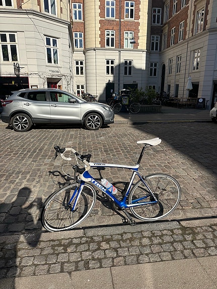 Product image 1 of 9