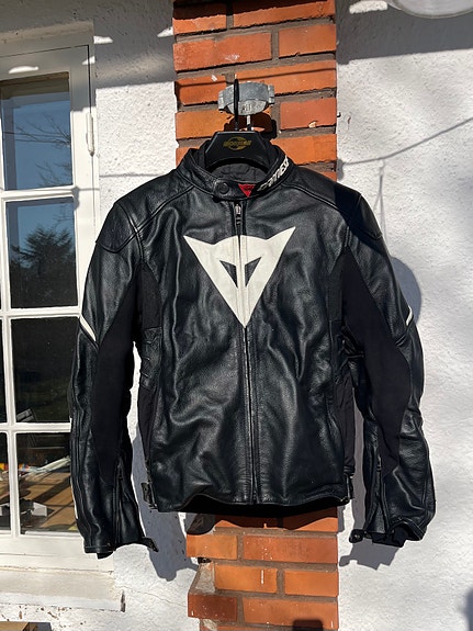 Product image 1 of 9