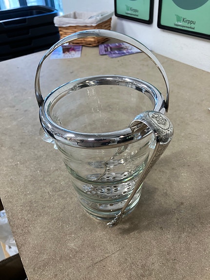 Product image 1 of 4