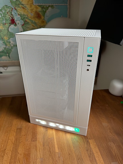 Product image 1 of 9