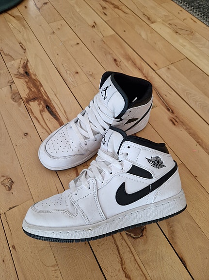 Product image 1 of 5