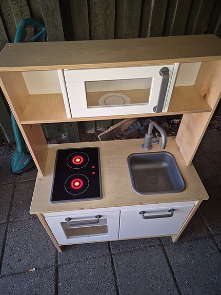 Product image 1 of 3