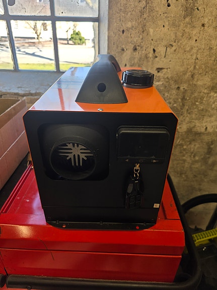 Product image 1 of 4