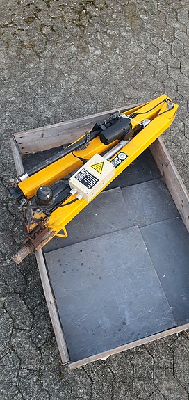 Product image 3 of 9