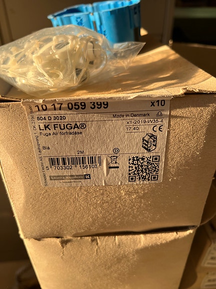 Product image 1 of 5