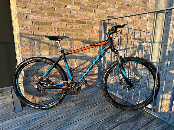 Product image 1 of 10