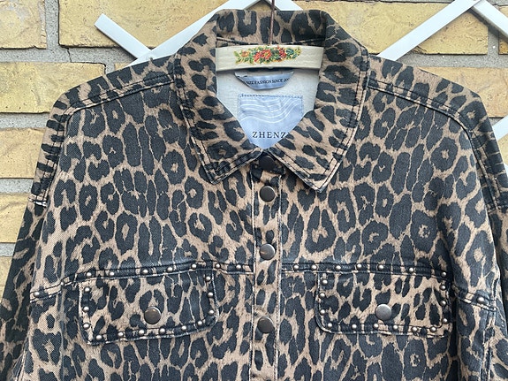 Product image 4 of 9