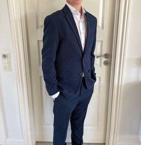 Product image 1 of 6